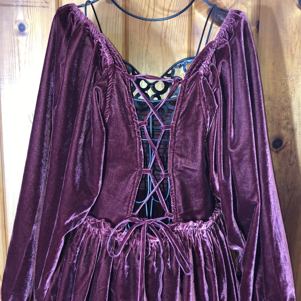 Free people Movement Women's Daphne Velvet Sleeve Mini Dress roan rouge … - Picture 13 of 16
